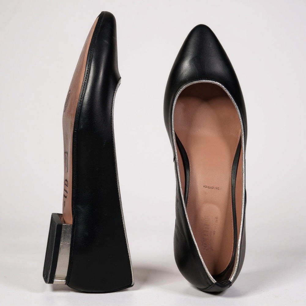 Summit White Mountain Flats‎ 41 Black Leather Silver Trim Block Heel Minimalist